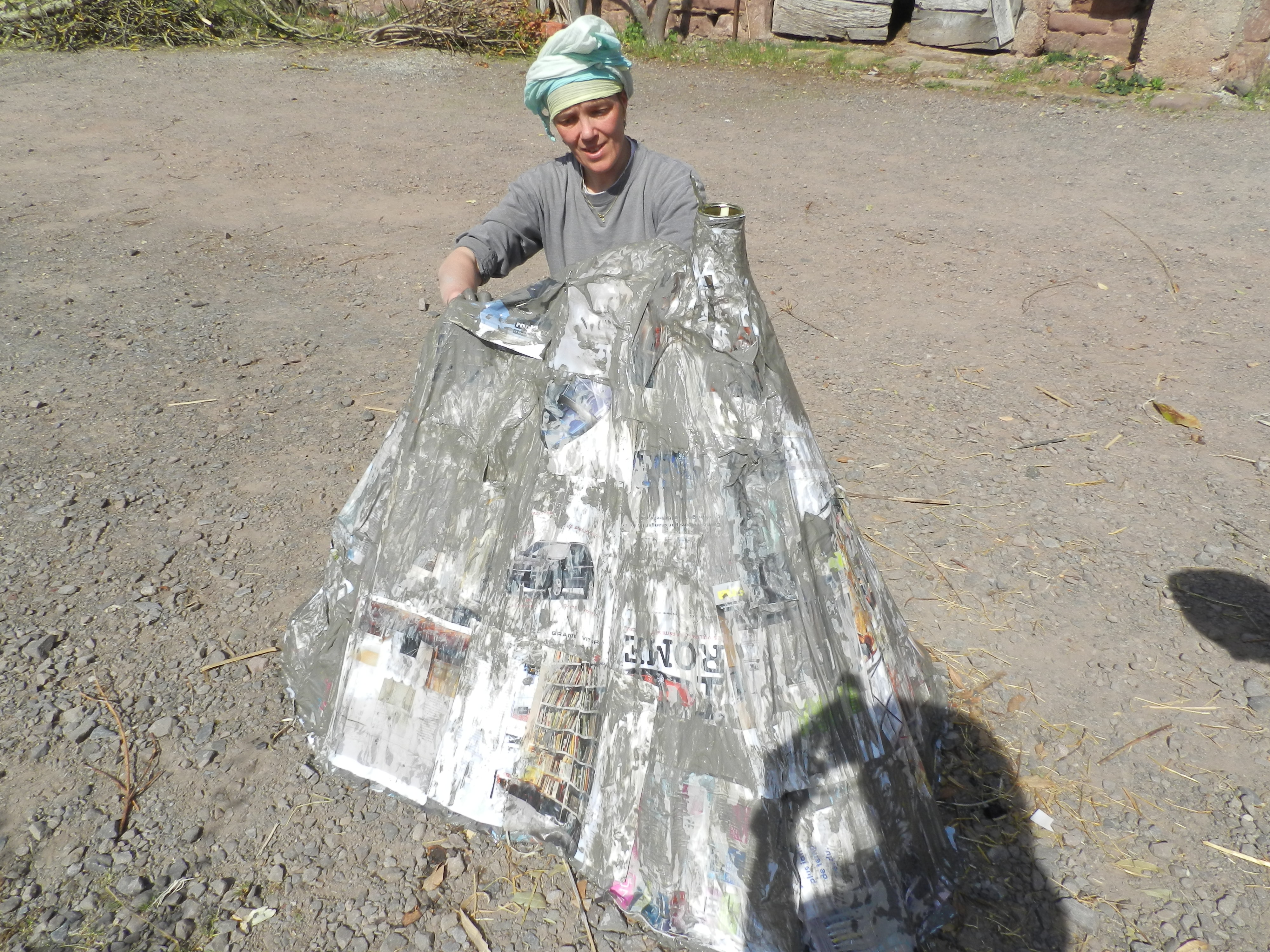 four papier en construction